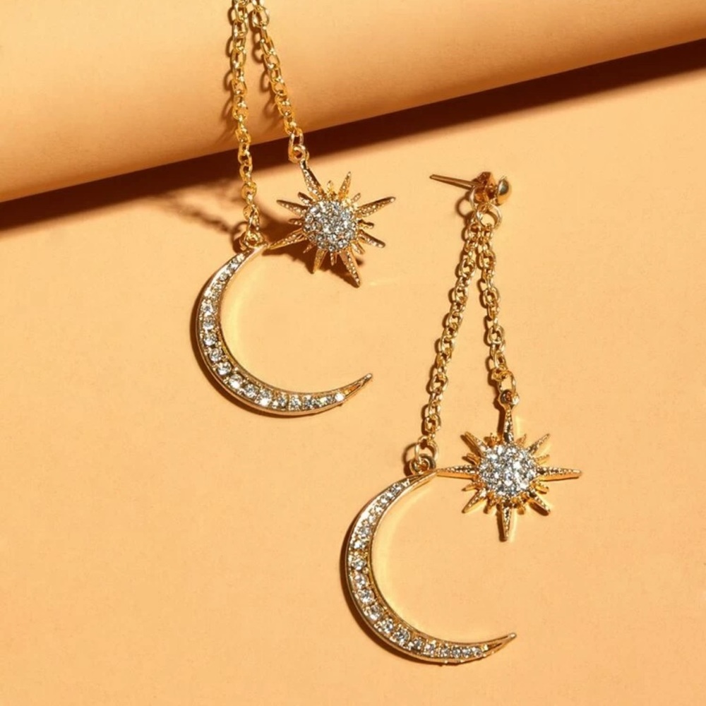 🌙 🌟 Lovely Boho crescent moon and star burst tassel earrings gold or silver - Picture 11 of 11